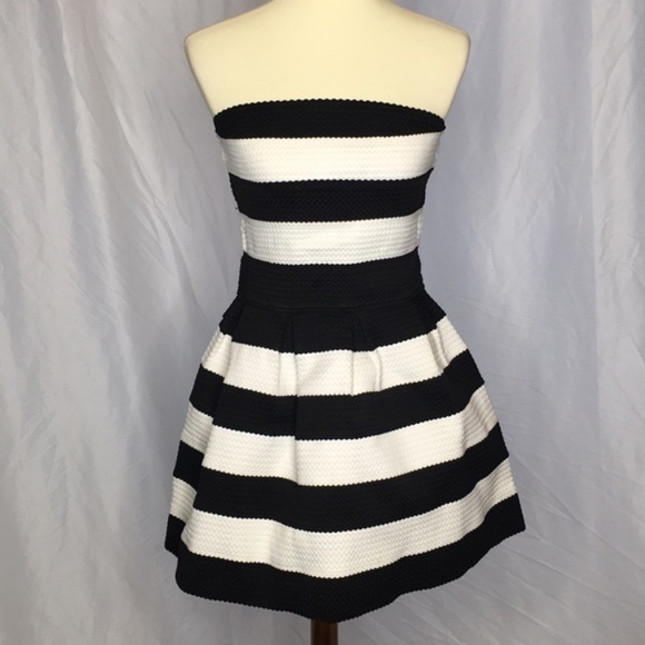 B. Darlin Black and White Strapless Dress - Picture 1 of 8